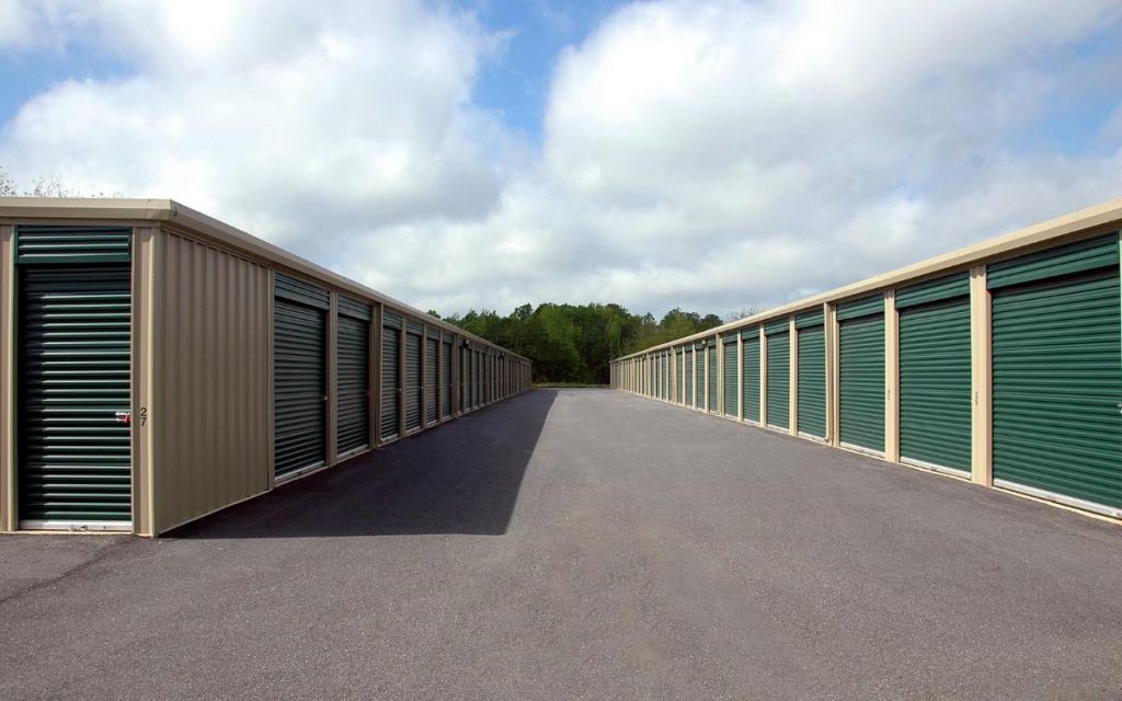 Practical Tips for Choosing the Right Outdoor Storage Container in Manchester